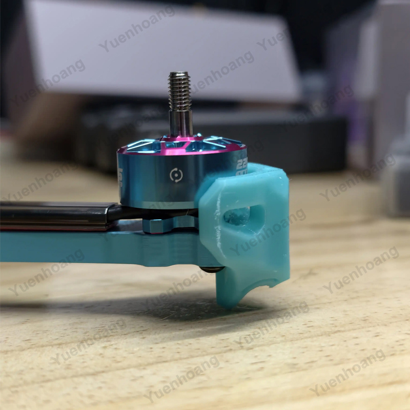 4 قطع من واقيات المحرك المضادة - مراجعة Drone Battery Strap وسعره